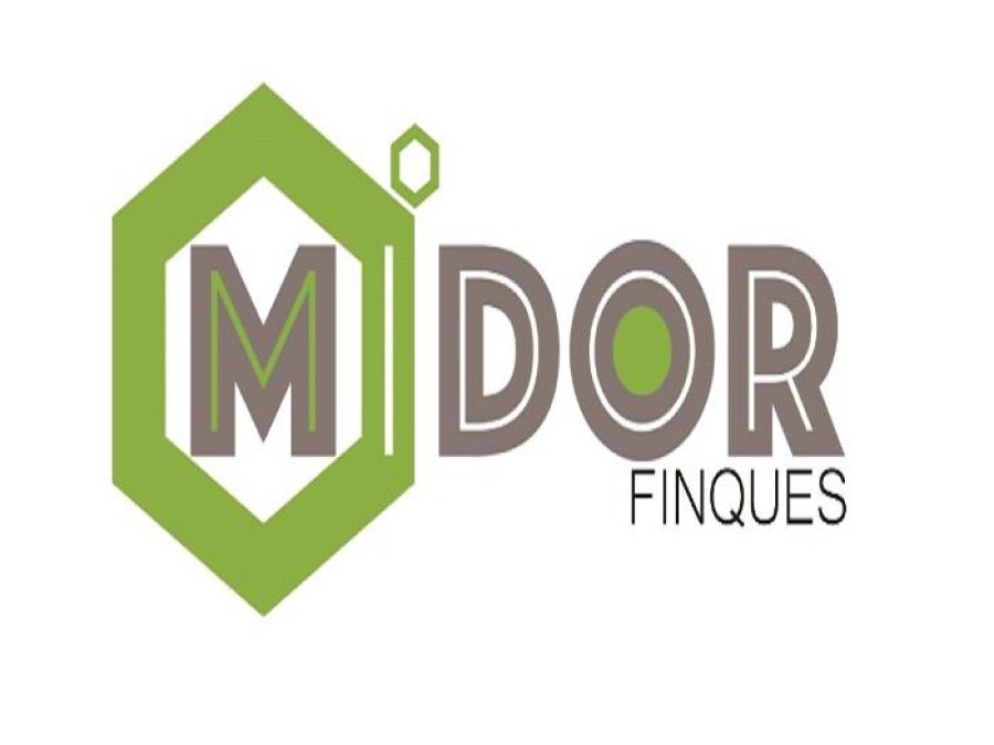 Local-Magatzem de 300m2