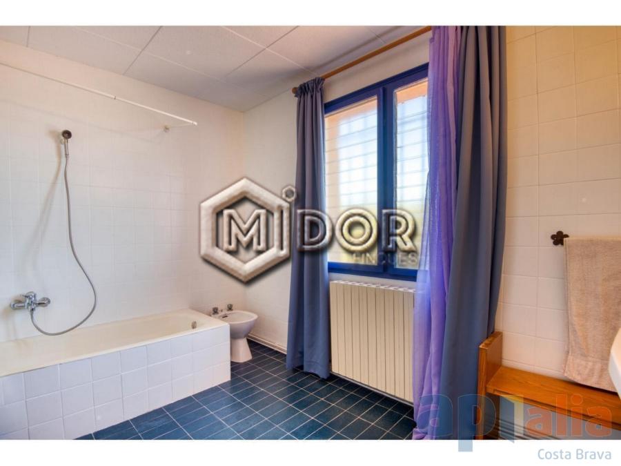 CASA AMB JARDÍ I PISCINA A S'AGARÓ