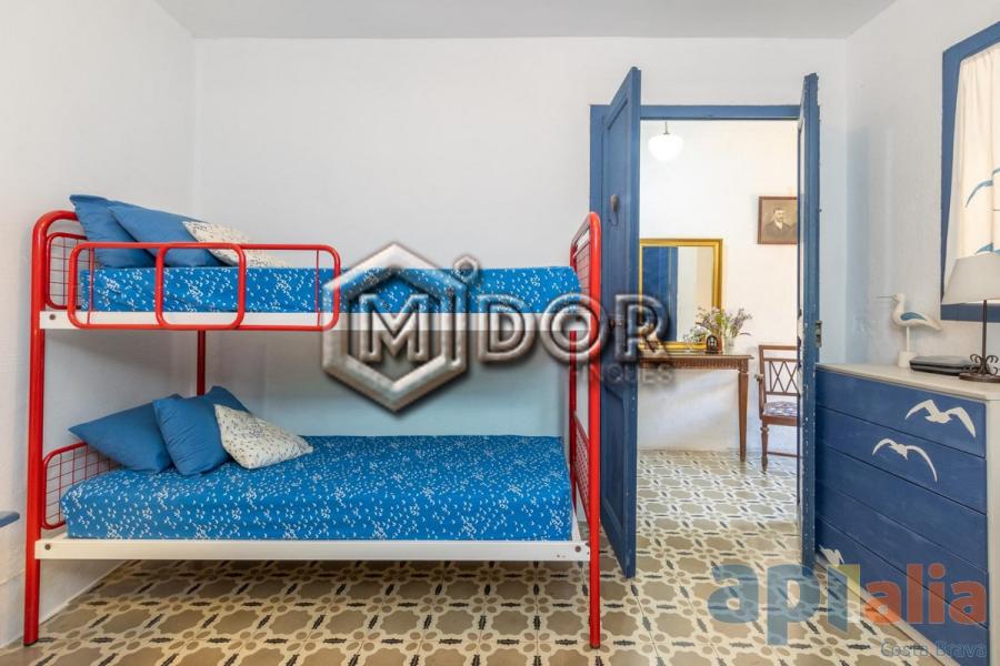 HISTORIC HOUSE IN THE HEART OF BEGUR
