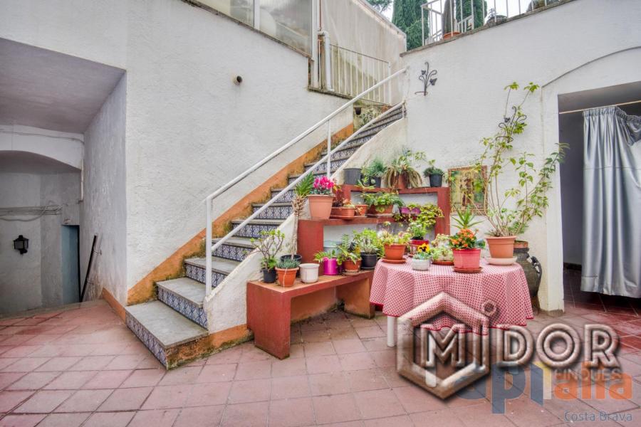 APARTAMENT PER REFORMAR A 170m DE LA PLATJA