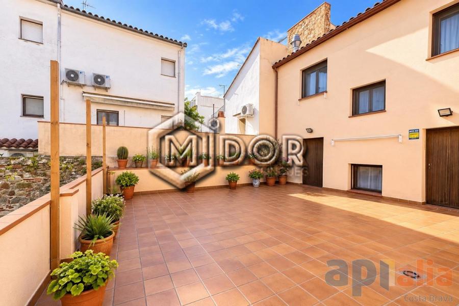 HOUSE IN THE PEDRO DE PALAMOS AREA, 5 MINUTES FROM THE BEACH