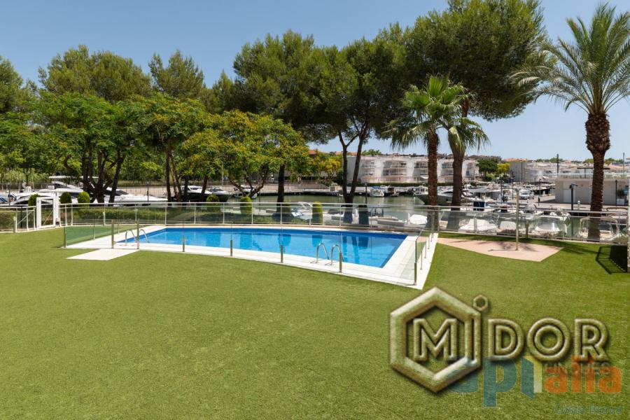 APARTAMENT A ZONA MARINA PORT D'ARO (PLATJA D'ARO)
