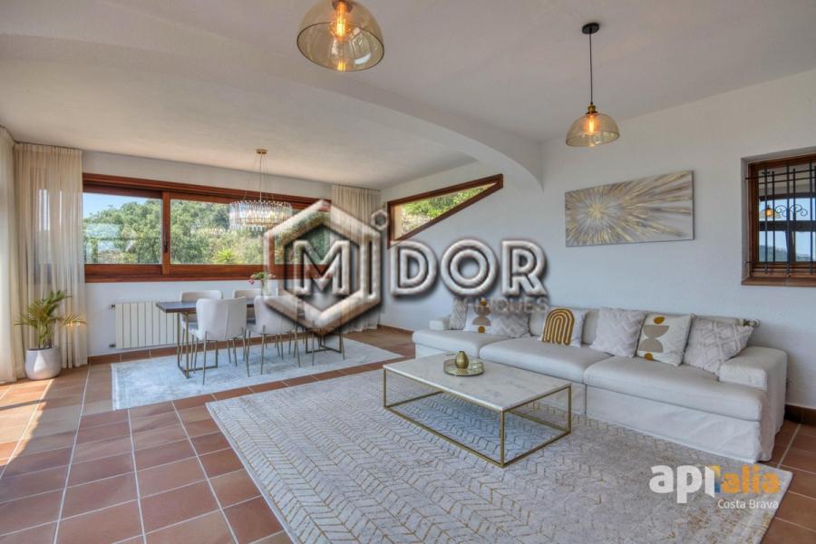 CASA AMB PISCINA A CALONGE