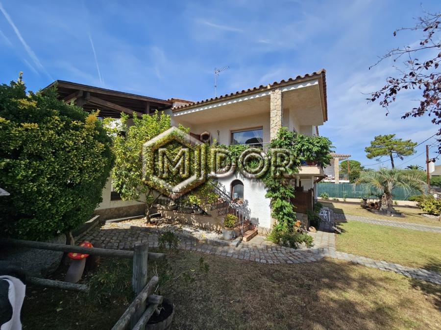 CASA AMB GRAN POTENCIAL I PISCINA PRIVADA A MAS TREMPAT (SANTA CRISTINA D'ARO)