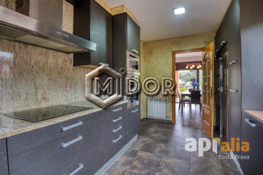 CASA AMB PISCINA I GARATGE A MAS PERE, CALONGE – COSTA BRAVA