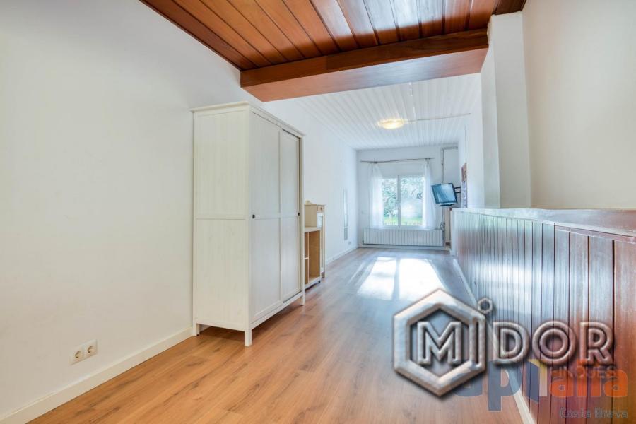 APARTAMENT AMB LLICÈNCIA TURÍSTICA A 50m DE LA PLATJA