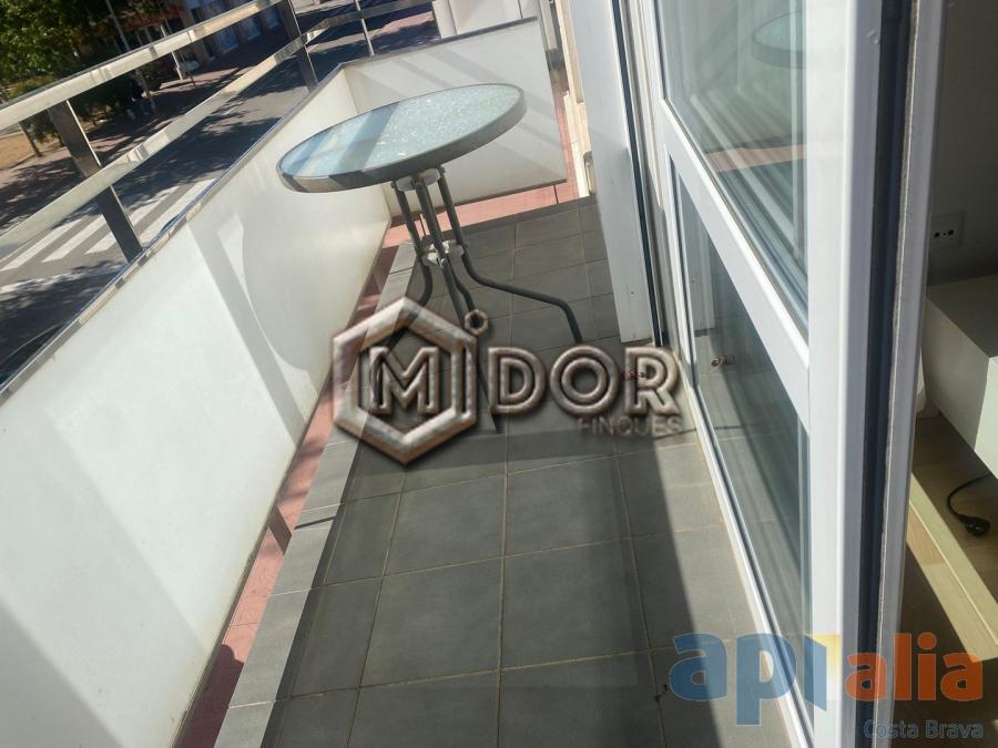 APARTMENT WITH TOURIST LICENCE IN PALAMÓS