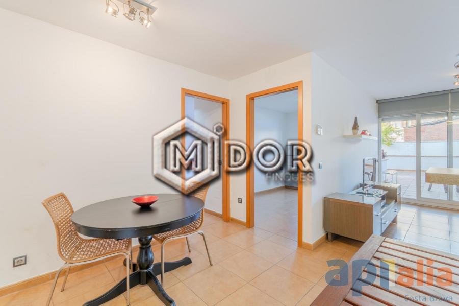 APARTMENT WITH TERRACE IN CASSA DE LA SELVA