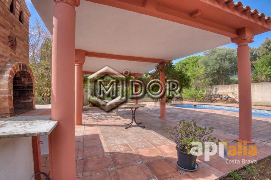 CASA AMB PISCINA I GARATGE A MAS PERE, CALONGE – COSTA BRAVA