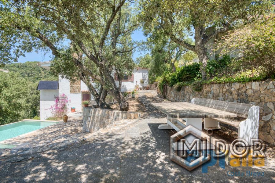 CASA AMB PISCINA A ST. MIQUEL D'ARO
