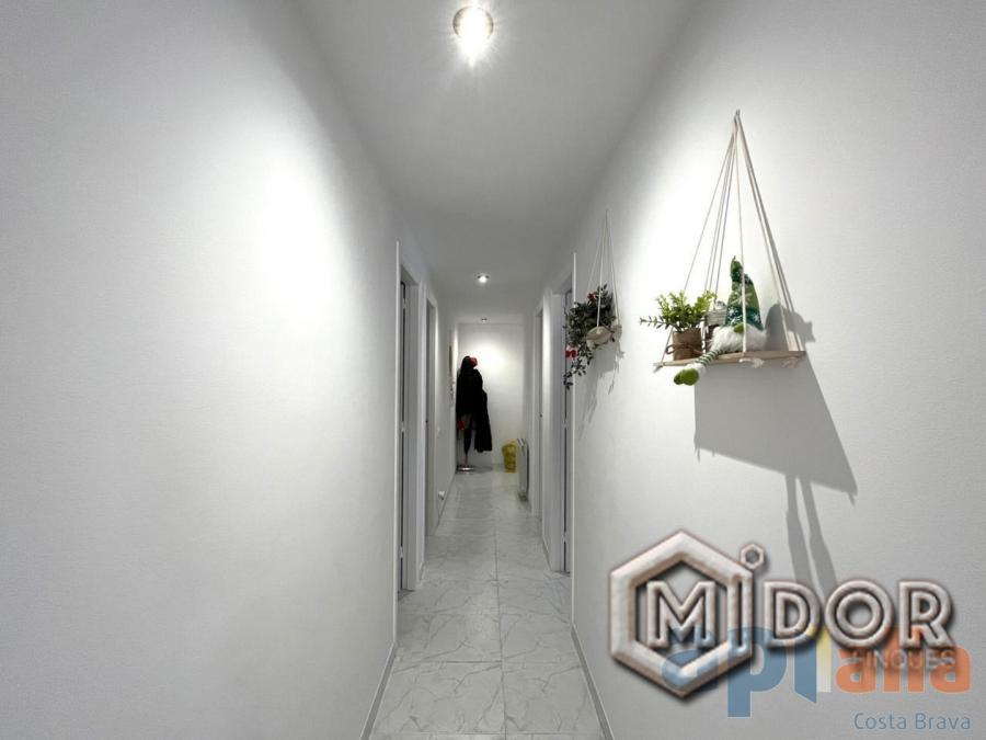 APARTAMENT A ZONA TEUA -ESTACIÓ
