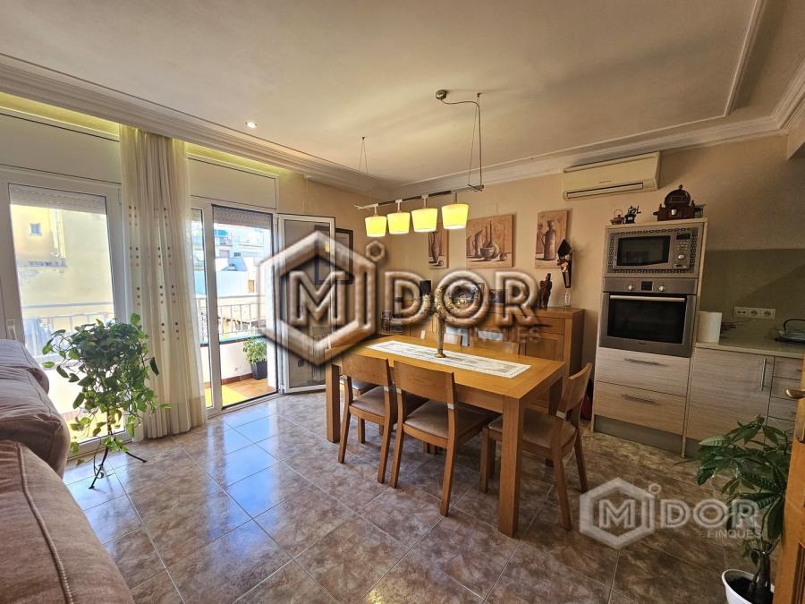 DUPLEX AMB TERRASSA A SANT FELIU DE GUÍXOLS