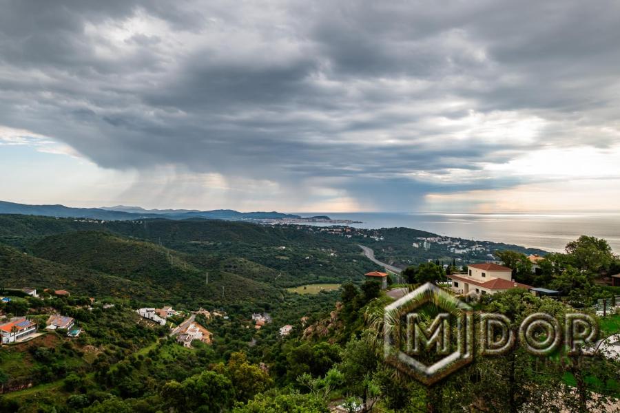 CASA AMB VISTES A MAR A PLATJA D'ARO (CIM D'ARO)