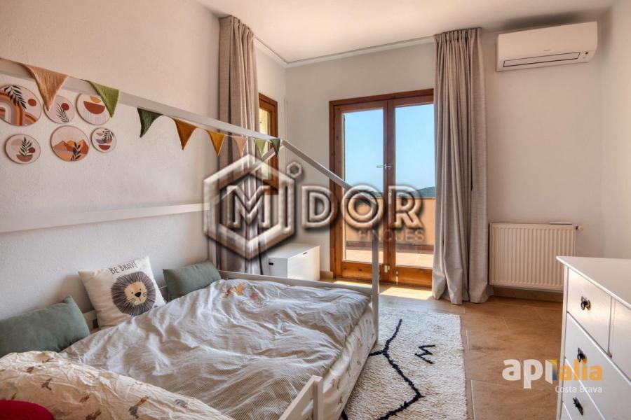 CASA AMB PISCINA A CALONGE