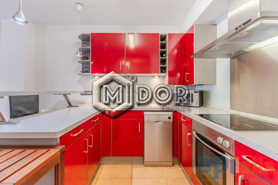 APARTMENT WITH TERRACE IN CASSA DE LA SELVA