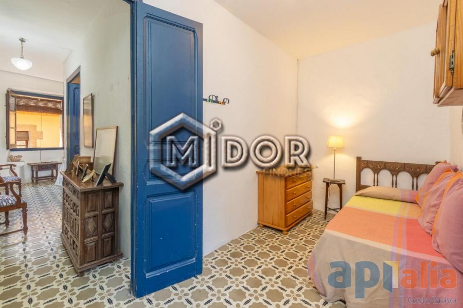 HISTORIC HOUSE IN THE HEART OF BEGUR