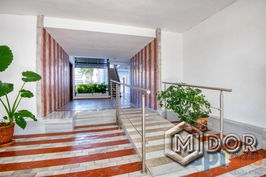 PENTHOUSE IN PLATJA D'ARO (CENTRAL AREA)