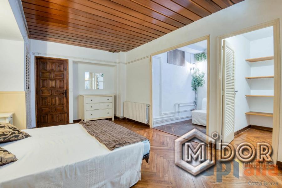 APARTAMENT AMB LLICÈNCIA TURÍSTICA A 50m DE LA PLATJA