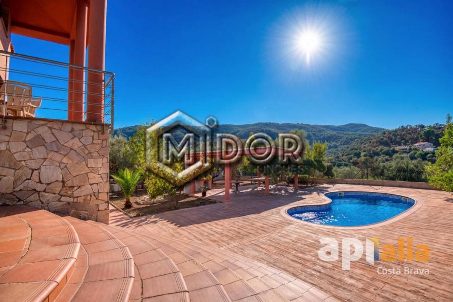 CASA AMB PISCINA I GARATGE A MAS PERE, CALONGE – COSTA BRAVA