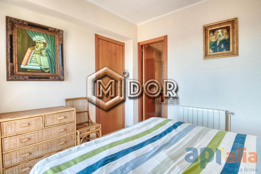 APARTAMENTO CON TERRAZA Y VISTAS (ZONA PORT D'ARO - PLATJA D'ARO)