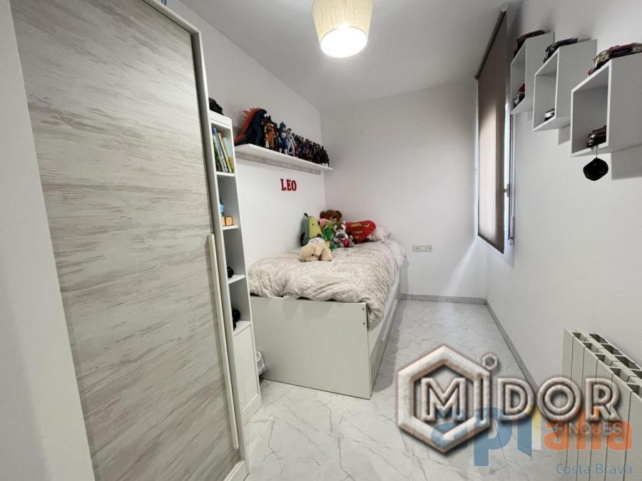 APARTAMENT A ZONA TEUA -ESTACIÓ