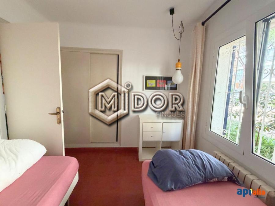 HOUSE WITH PRIVATE GARDEN AND 2 INDEPENDENT HOMES, SECOND LINE FROM THE SEA IN PLATJA D’ARO