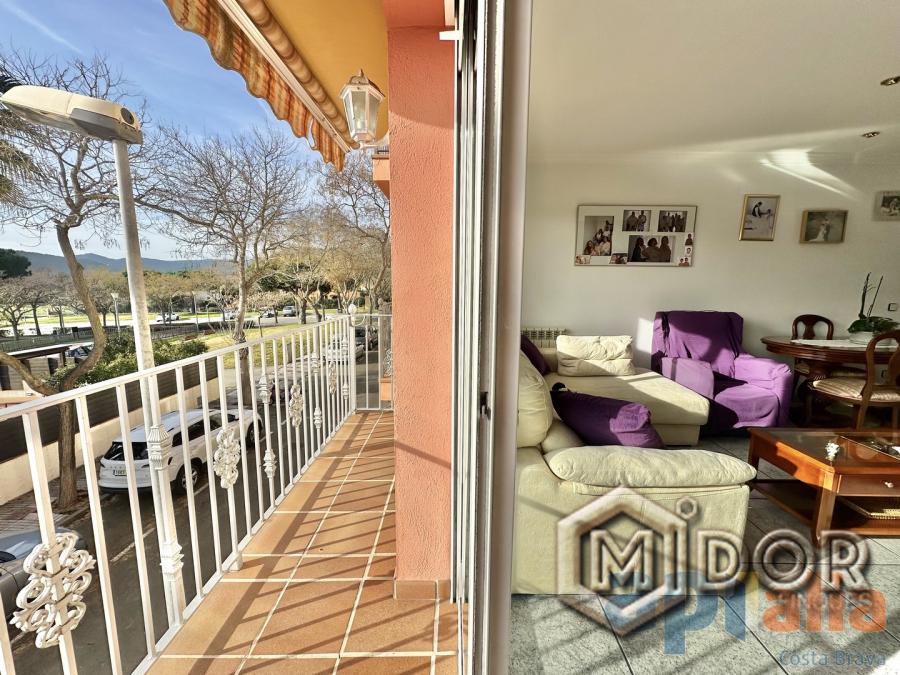 TOWNHOUSE IN THE HEART OF CASTELL-D'ARO