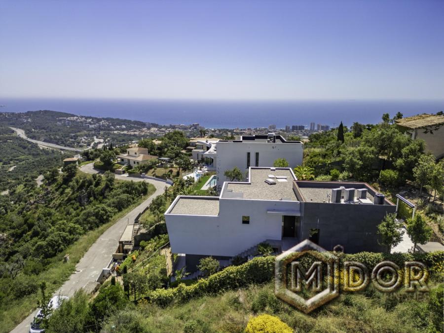 CASA AMB VISTES A MAR A PLATJA D'ARO (CIM D'ARO)