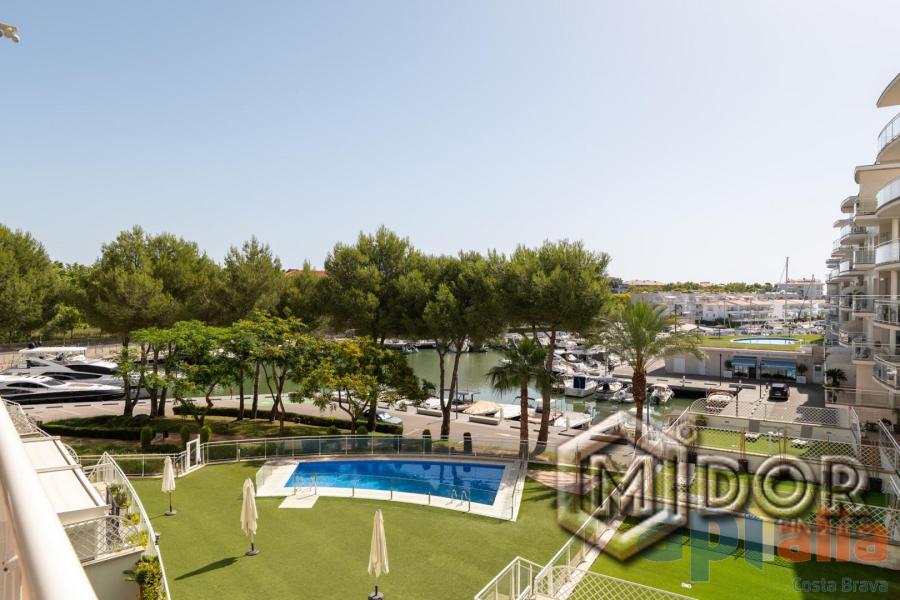 APARTAMENT A ZONA MARINA PORT D'ARO (PLATJA D'ARO)