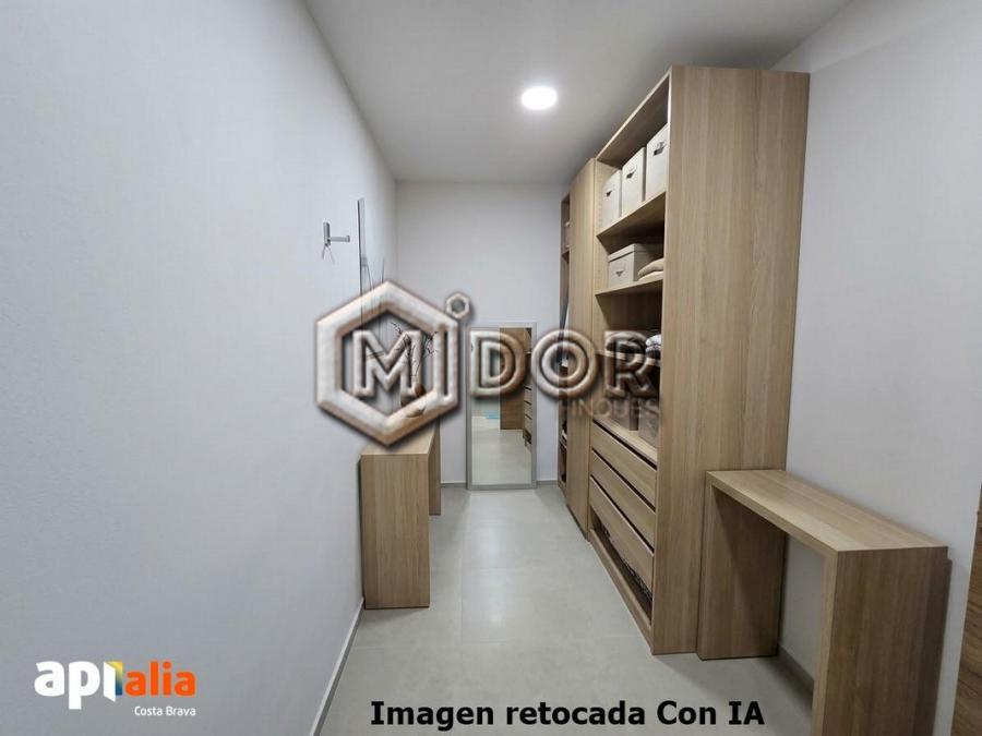 CASA DE NOVA CONSTRUCCIÓ AMB JARDÍ A (Mas Pere) CALONGE